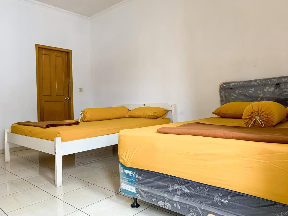 Beranda Istirahat Villa 4Br At Galaxy Resort Puncak Cikundul Extérieur photo